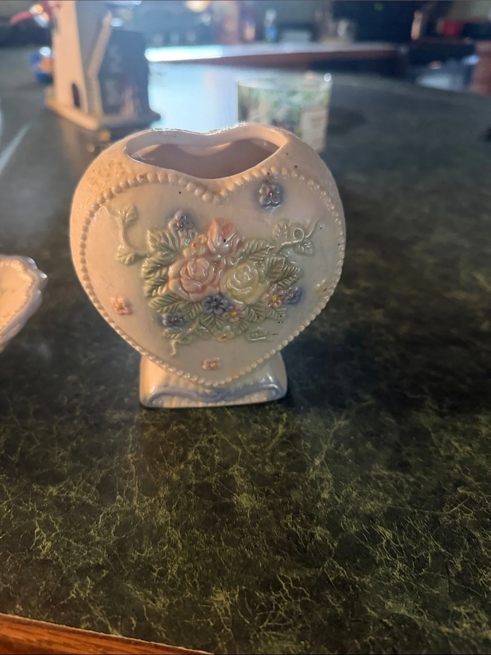 N/A delicate cream